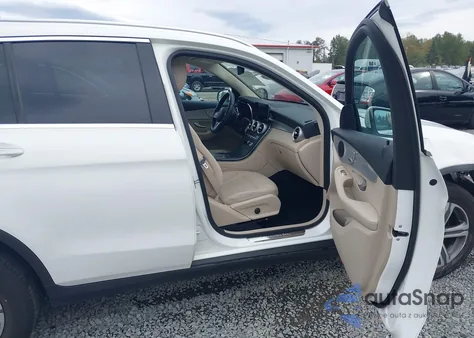 2022 Mercedes-Benz Glc 300 4Matic Suv from USA, damaged, VIN W1N0G8EB3NG116885